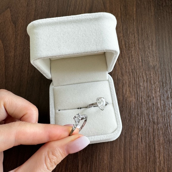 Gorgeous 2kt stackable diamond ring ( lab-created diamond) - Picture 5 of 5